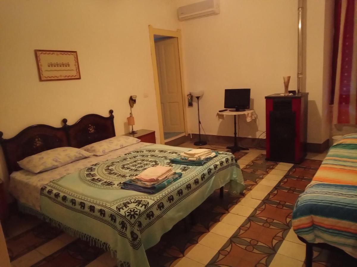 Sa Pruninca Panzió Villanova Monteleone Kültér fotó